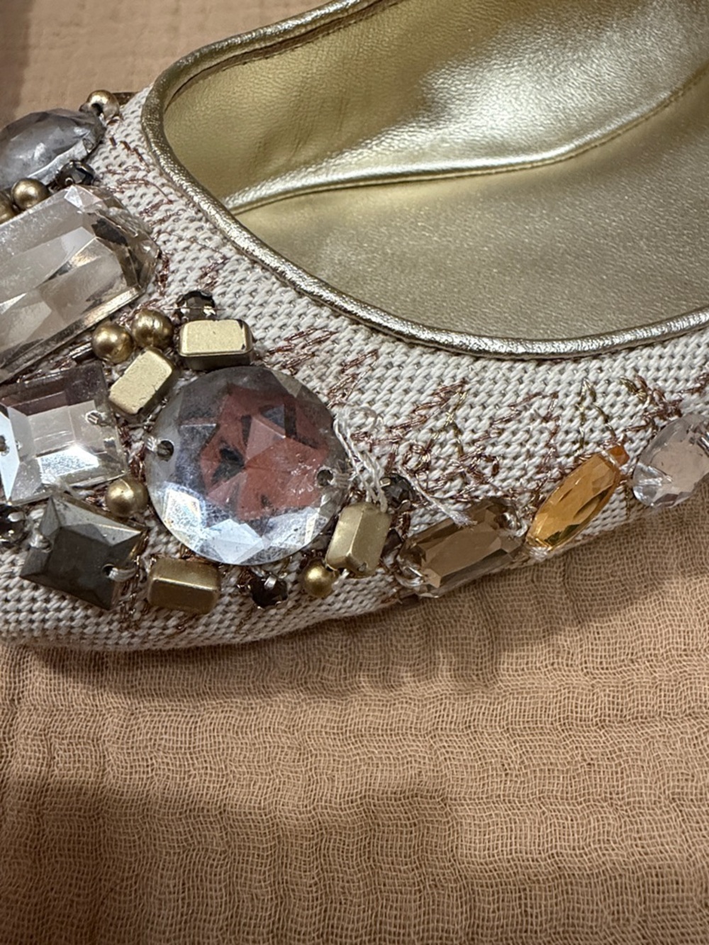 Coach Round-Toe Denisse Embellished Ballet Flats in Gold and Ivory Size 8.5 - Picture 6 of 9